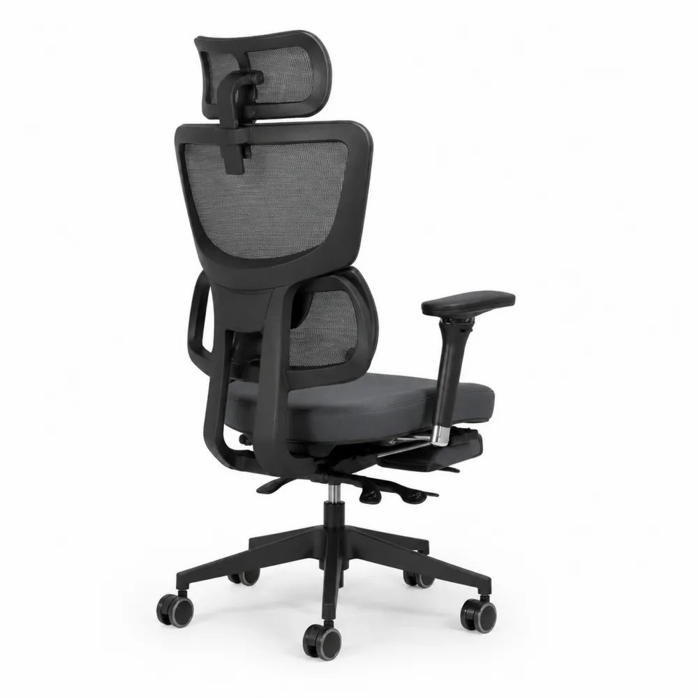 Sedia ergonomica in rete nera con base regolabile
